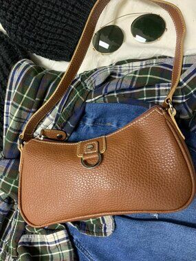 Y2K Tommy Hilfiger Vegan cognac brown baguette shoulder bag purse